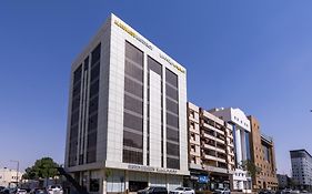 المهيدب العليا للاجنحة